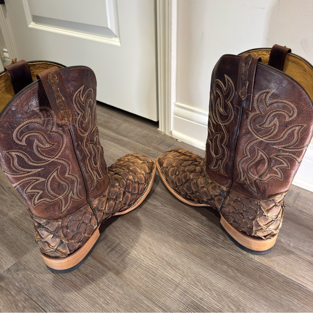 Cody James Pirarucu Broad Square Toe Exotic Boots - Picture 10 of 14